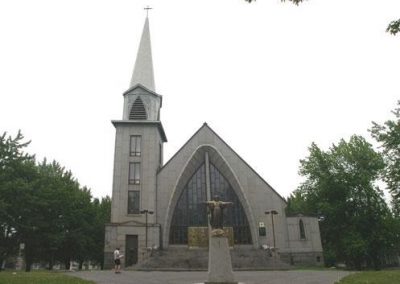 Notre-Dame de Recouvrance church, built in 1929