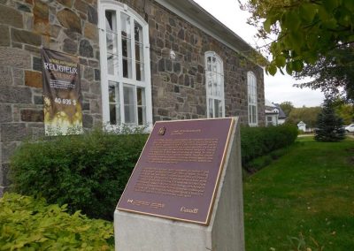 Plaque in honor of Father Léon Provancher, next to the St-Félix church in Cape-Rouge